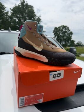Nike women Mid-Top Sneakers — Brown/Black/Cream with Purple Accent